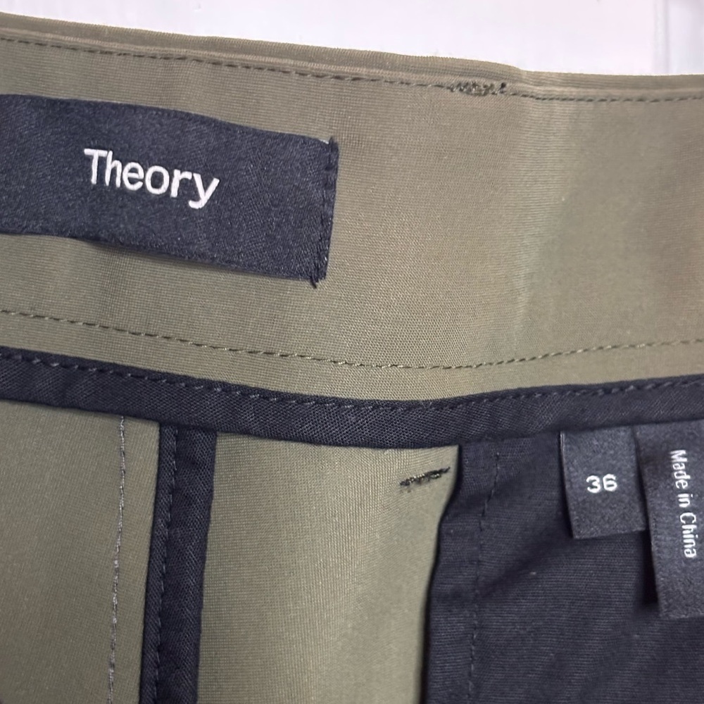 Like new Theory Zaine Slim Straight stretch in Uniform green size 36 - Picture 6 of 8
